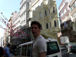 Hoyder Istanbul Daveti